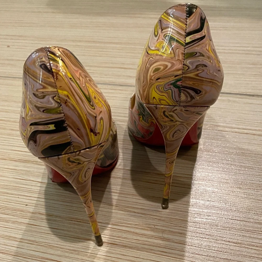 Christian Louboutin Abstract Heels - Picture 8 of 10